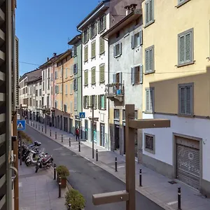 Apartament San Bernardino 8 - Immobili E Soluzioni Rent